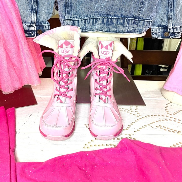 💖🌟💖🌟Entire Barbie Girl Outfit! Uggs! - Picture 6 of 17